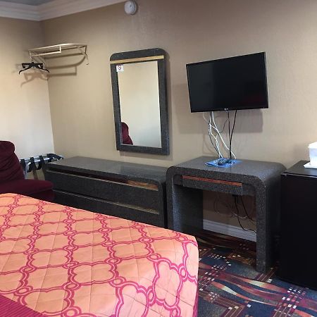 Budget Inn Lax-Lawndale Buitenkant foto